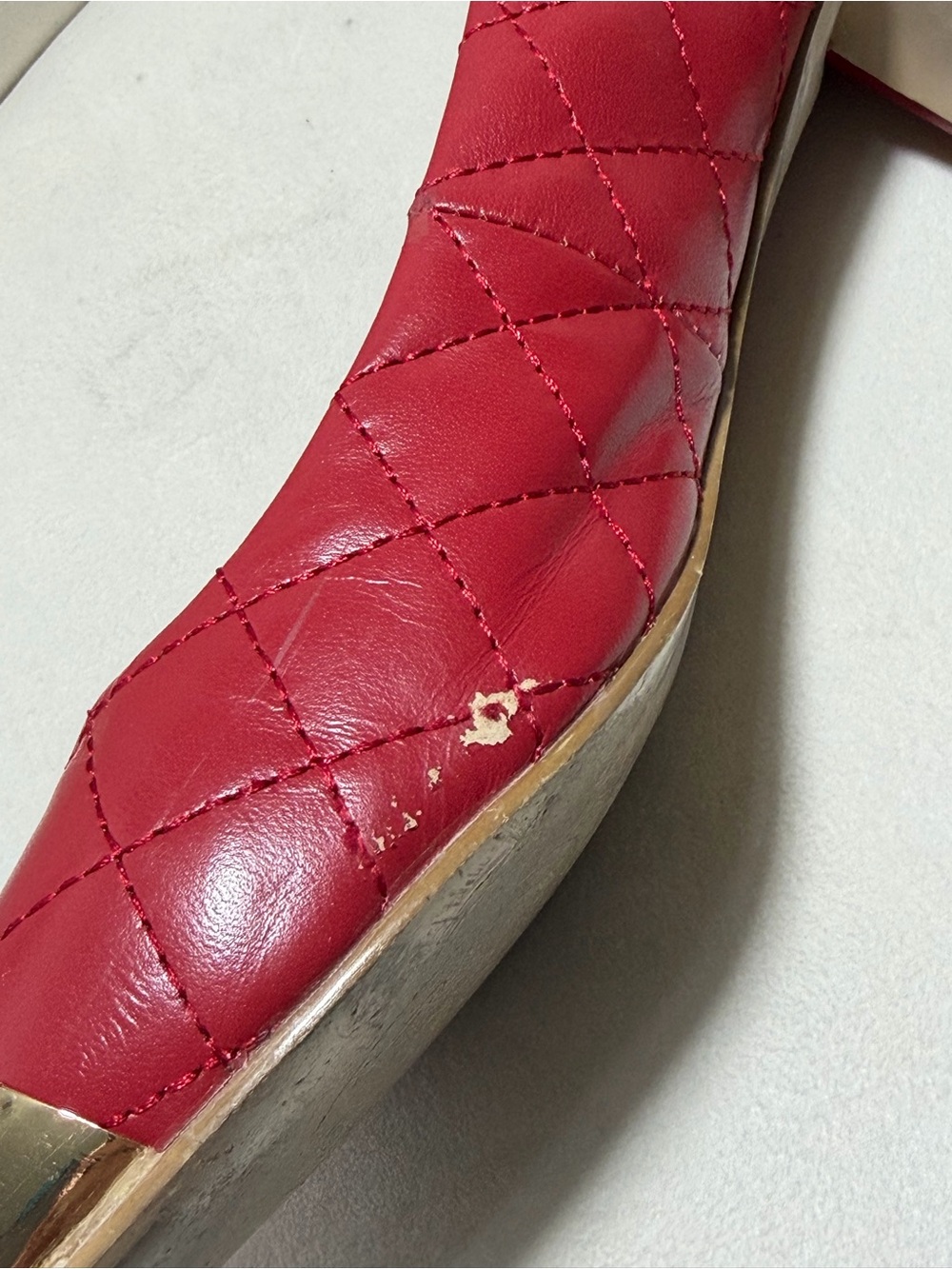 Tory Burch Carrie Red Quilted Leather Gold Cap Toe Block Heel Pump 41 / 10.5 - Picture 6 of 11